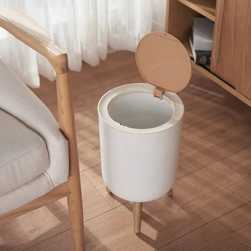 Wooden Pattern Trash Can with Lid